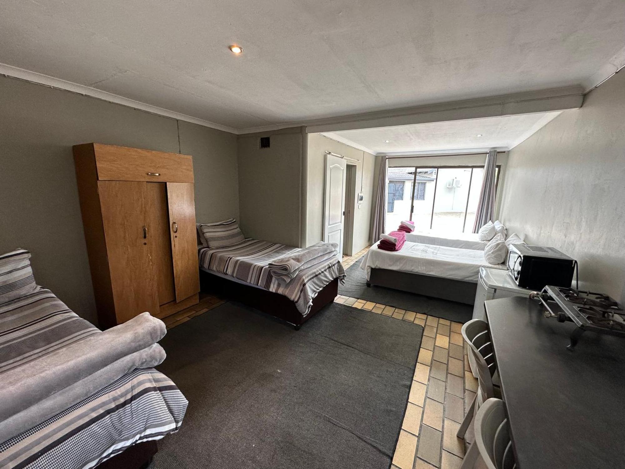 Favour Guest House Polokwane Zewnętrze zdjęcie