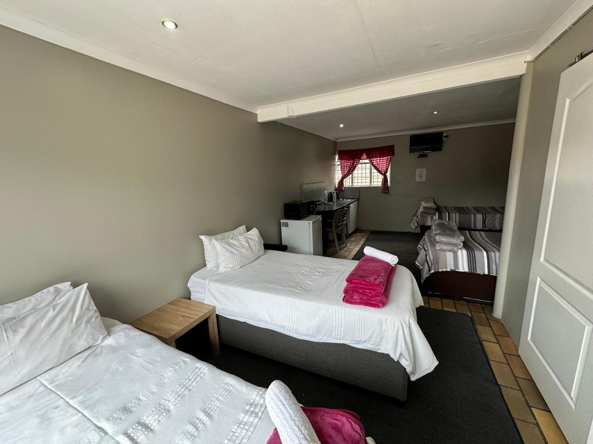 Favour Guest House Polokwane Zewnętrze zdjęcie